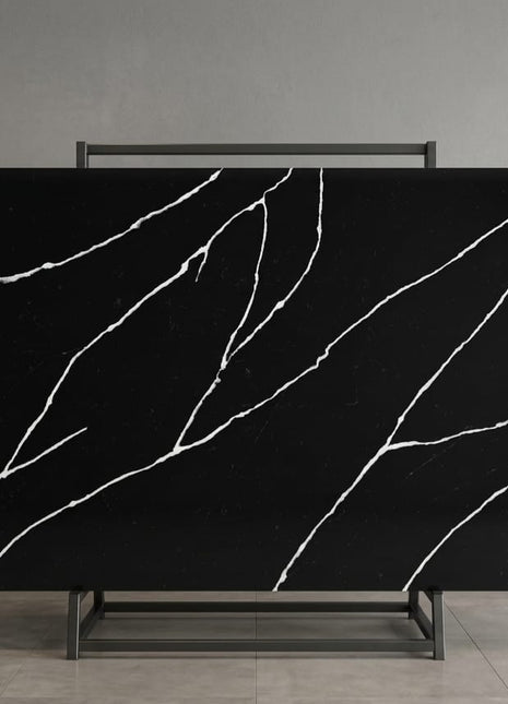 Mo-Tong quartz slab installed